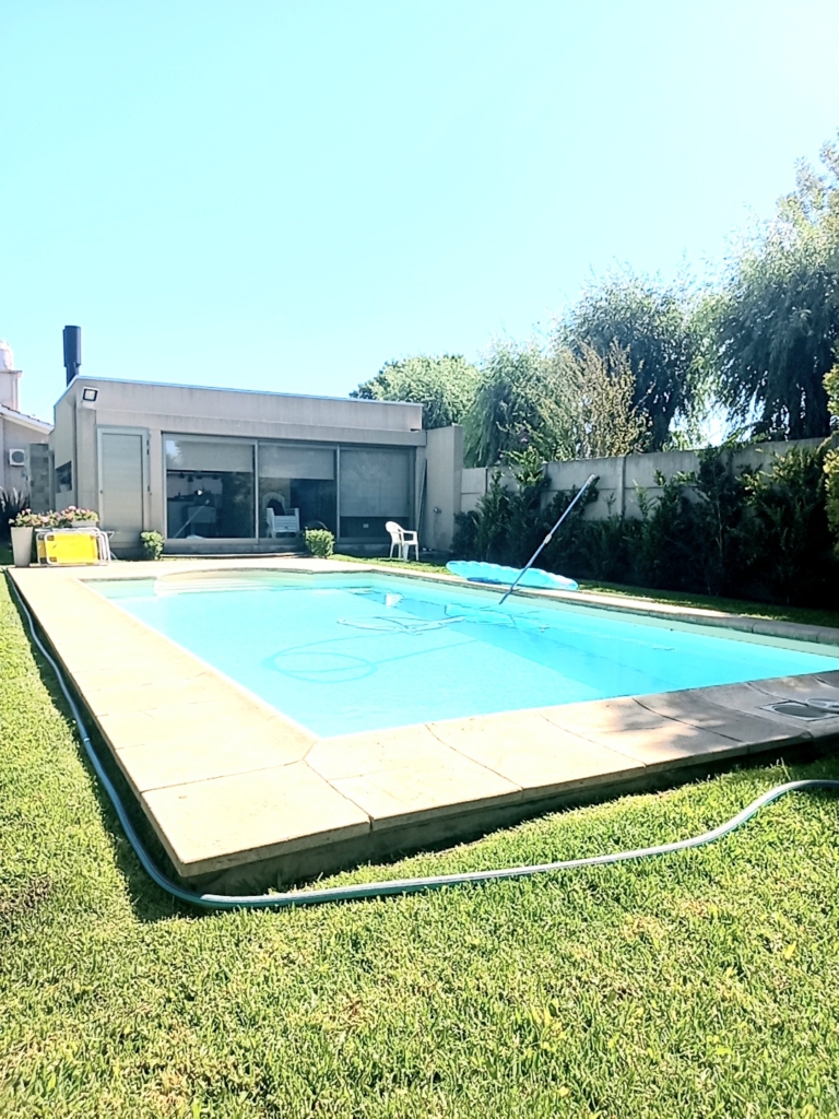 CASA EN VENTA ROLDAN 3 DORMITORIOS 8 casa en roldan con pileta