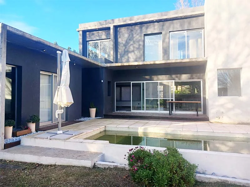 Casa de 3 dormitorios Barrio Privado Logarítmo en Ibarlucea 3 casa logaritmo barrio privado