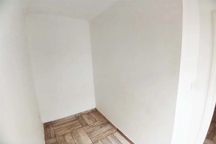 Piso Exclusivo con Estilo de Casa y sin Expensas 3 dormitorios 2 baños – Buenos Aires 1600 18 casa 3 dormitorios centro departamento