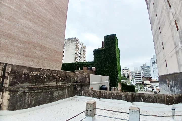 Piso Exclusivo con Estilo de Casa y sin Expensas 3 dormitorios 2 baños – Buenos Aires 1600 28 casa 3 dormitorios centro departamento
